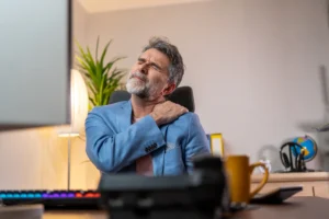 What Are the Signs of Arthritis in the Shoulder
